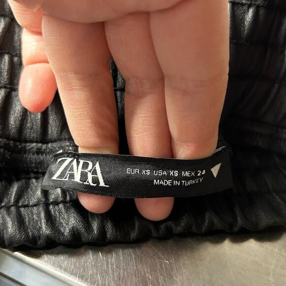 Zara Black Faux Leather Relaxed Loose Fit Elastic Waist Size XS - Picture 3 of 6